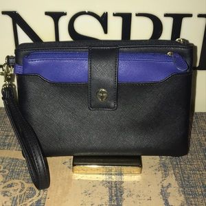Gianni Bini 2 in 1 Blue & Black Clutch/Wristlet